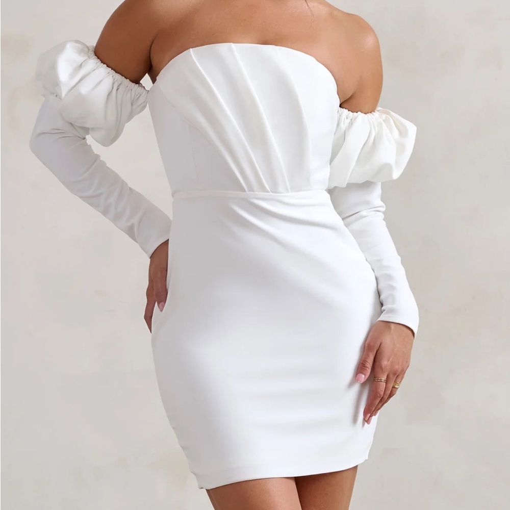 Club L London WHITE BARDOT PUFF LONG SLEEVE MINI DRESS
